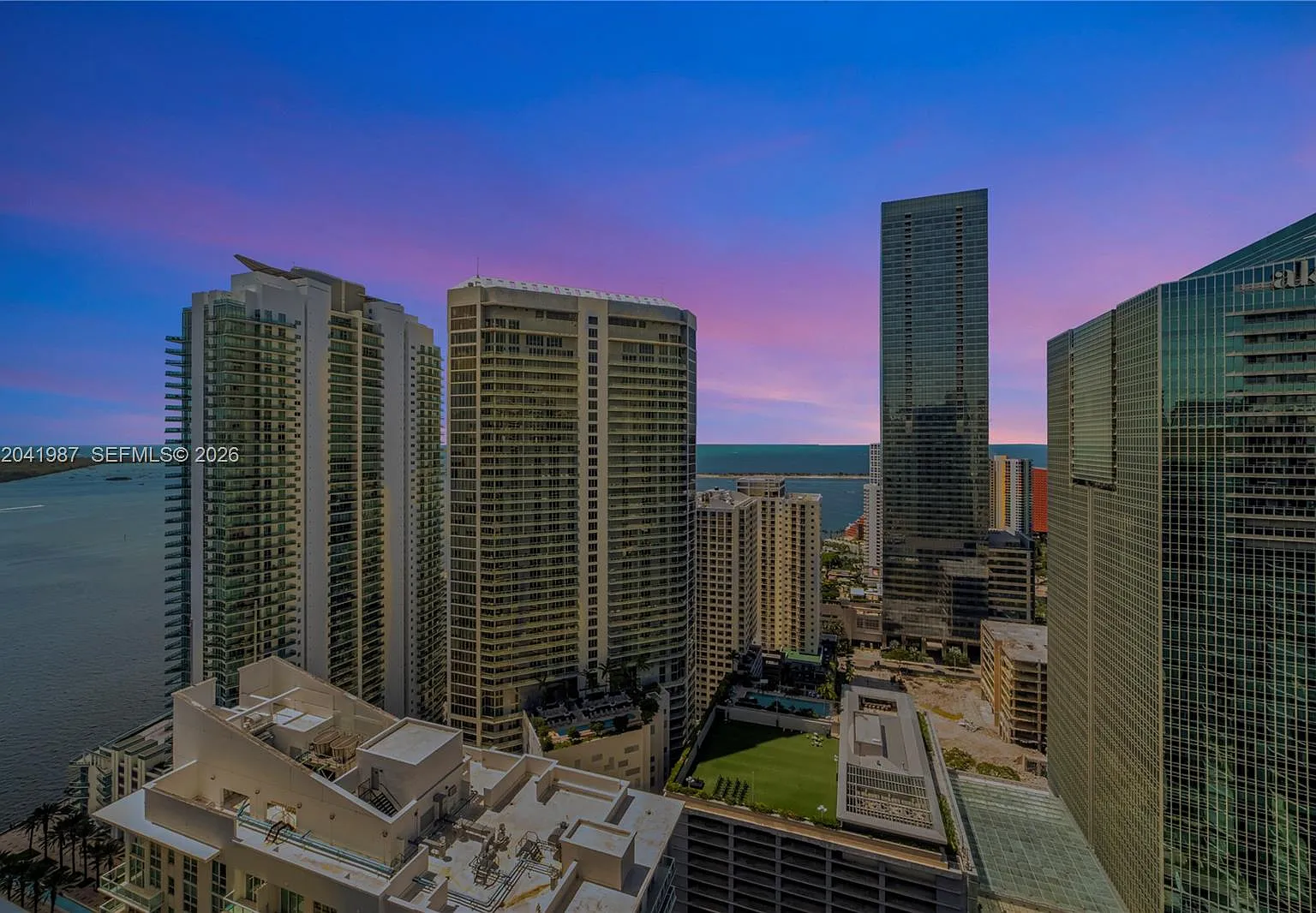 The Club At Brickell Bay — Photo 1