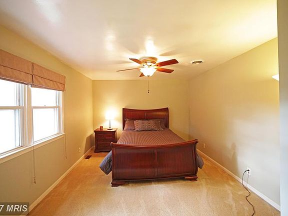 3rd image of 5300 W Maple Shade Ln