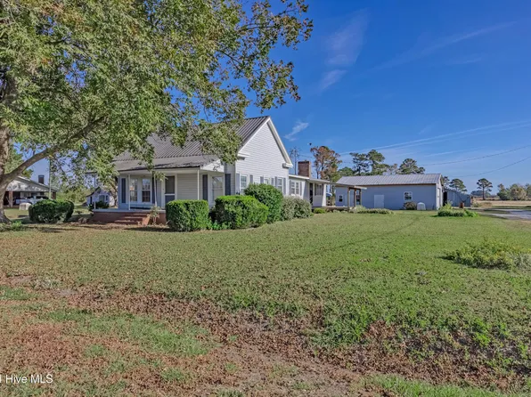400 Fussell Road, Rose Hill, NC 28458