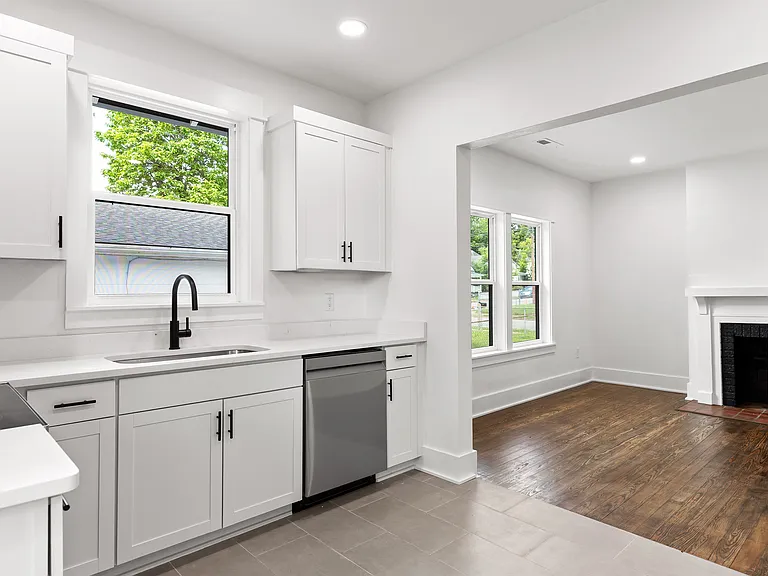 1308 S Lyerly St — Photo 13