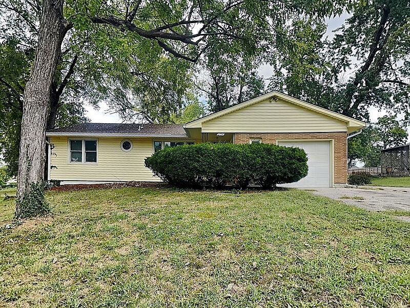 1st image of 2728 NE 45th St