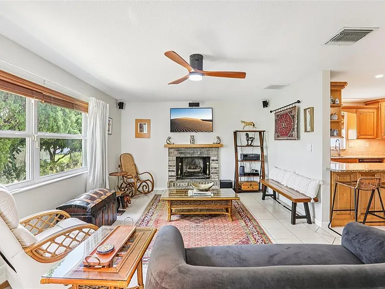 8083 Bayhaven Dr — Photo 10