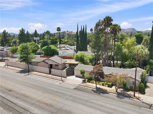 7635 Fallbrook Ave, Canoga Park, CA 91304
