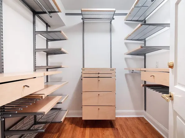 61 East 77th Street image 10 of 13