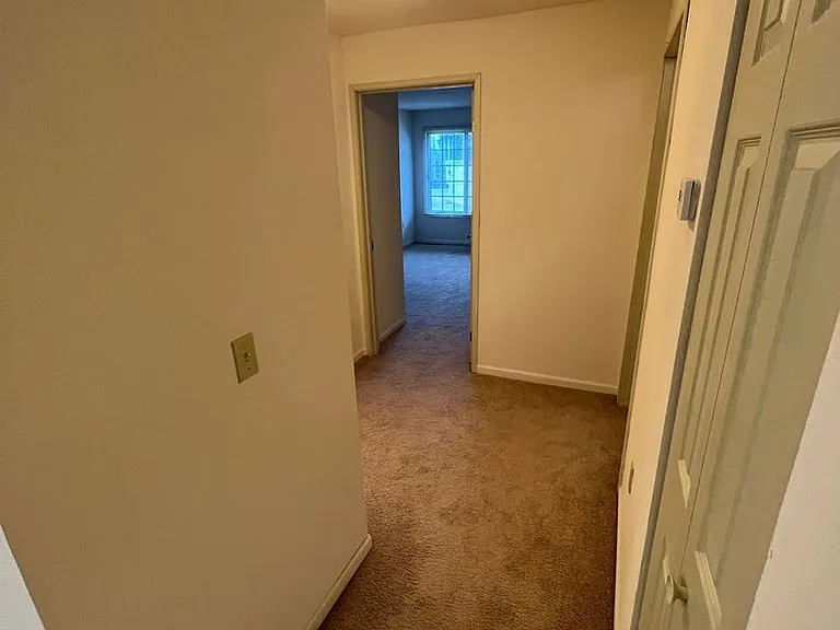 The Parkridge Apartments — Photo 23