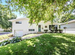700 W Jefferson St, Washington, IL 61571