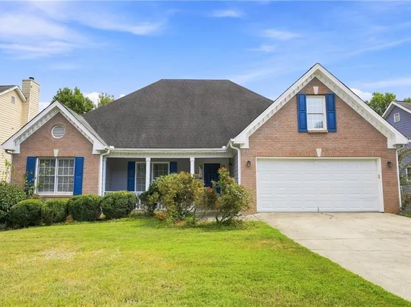 40 Jessamine Trl, Lawrenceville, GA 30046