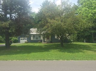 14 Wiggand Dr, Glenmont, NY 12077