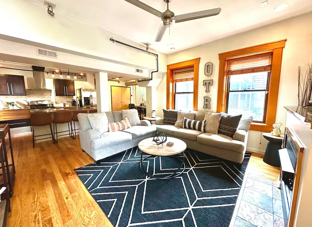 1 bed, $2,500 — Photo 2