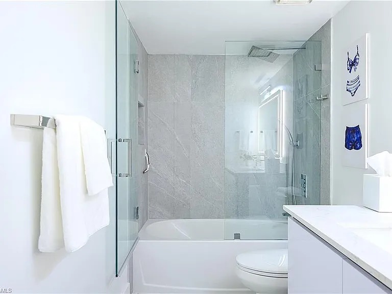 592 Beachwalk Cir #N-202 — Photo 18