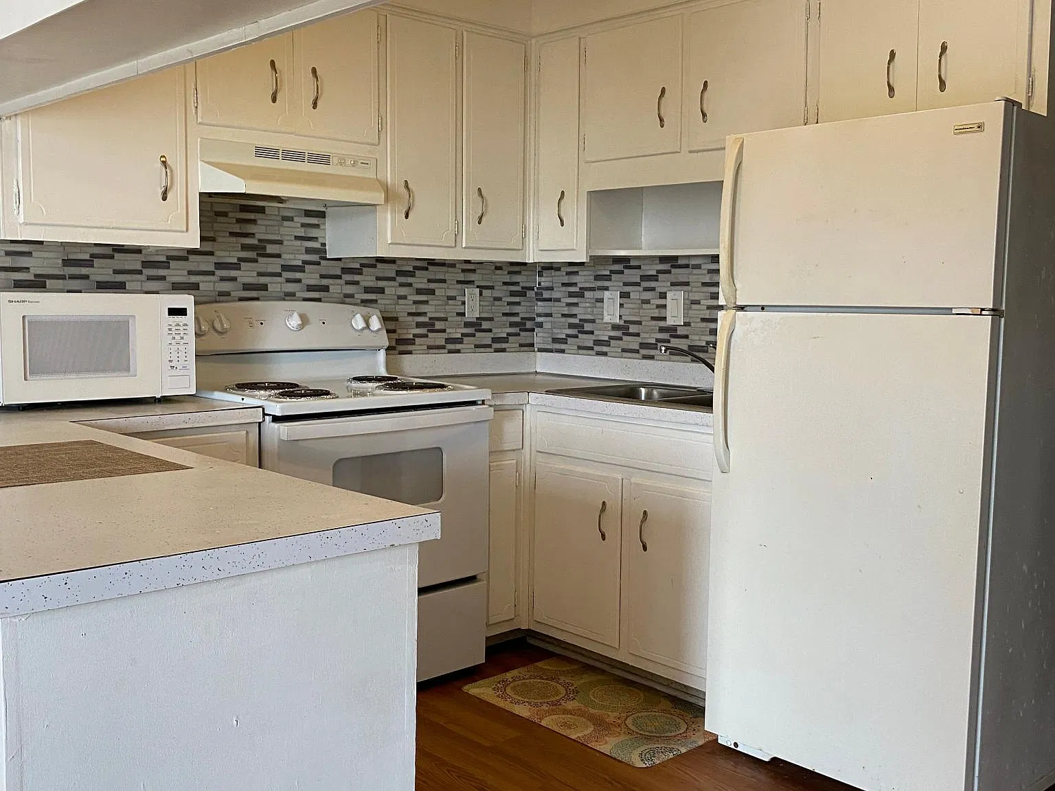 1805 King College Rd — Photo 2