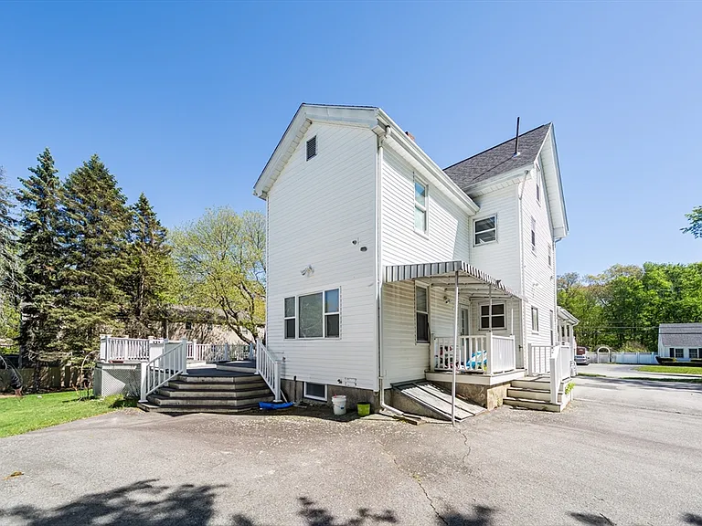 26 Pine St #26 — Photo 14