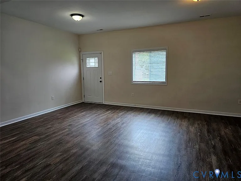1408 N 23rd St — Photo 11