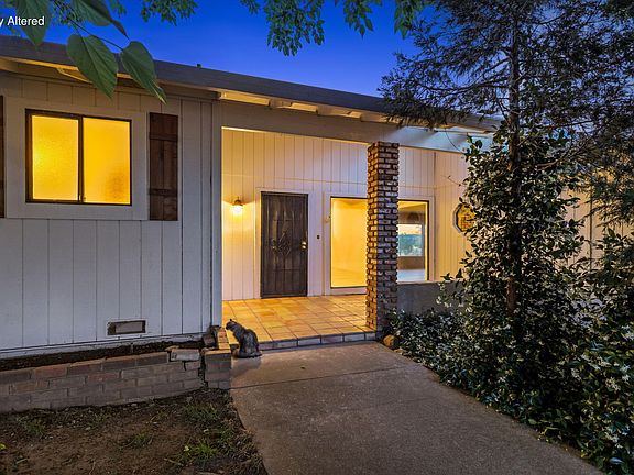 4th image of 22058 Wesley Dr