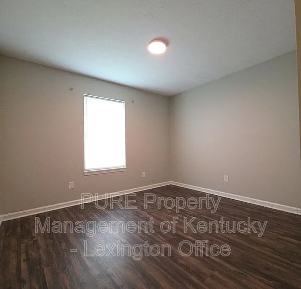 3793 Camelot Dr #C — Photo 13