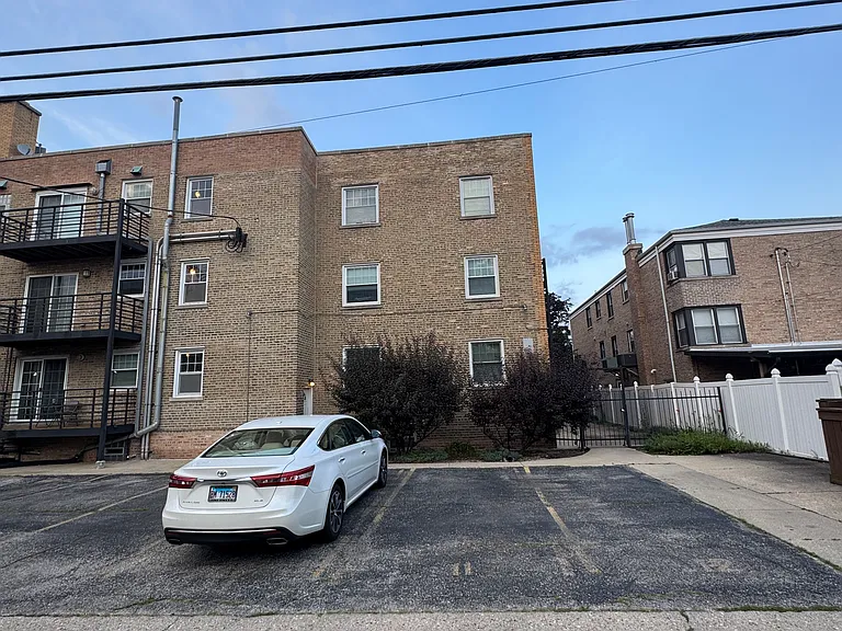6046 N Francisco Ave #3E — Photo 9
