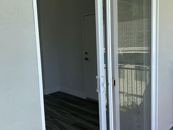 4th image of 11555 Hillpark Ln #A