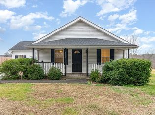 130 W Old Glencoe Rd, Burlington, NC 27217