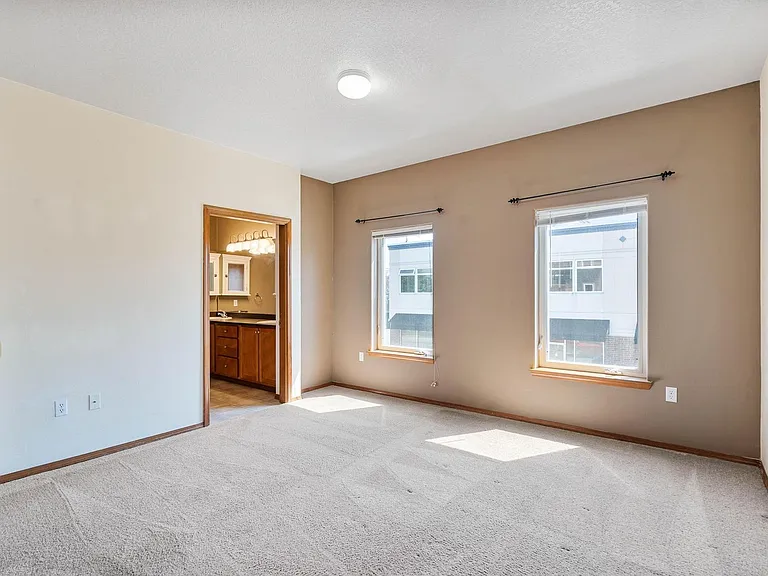 15325 NW Central Dr #211 — Photo 16
