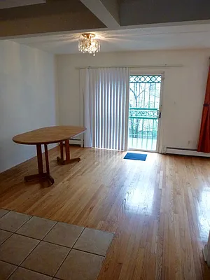 Rented by Bohemia Realty Group | media 18
