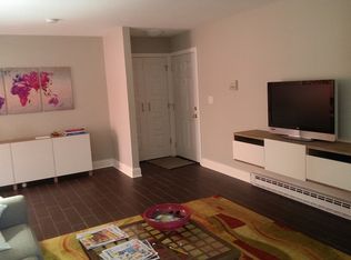 7931 S 68th St UNIT 401, Franklin, WI 53132