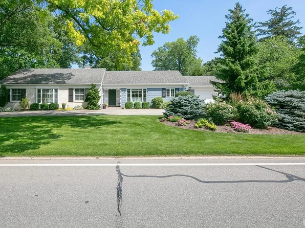 5 Saint Joseph Mnr, Elkhart, IN 46516