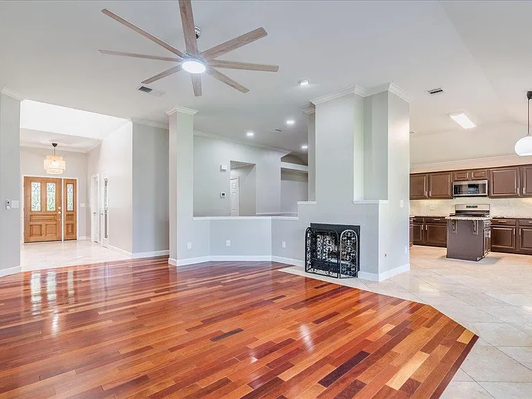6530 Needham Ln — Photo 7