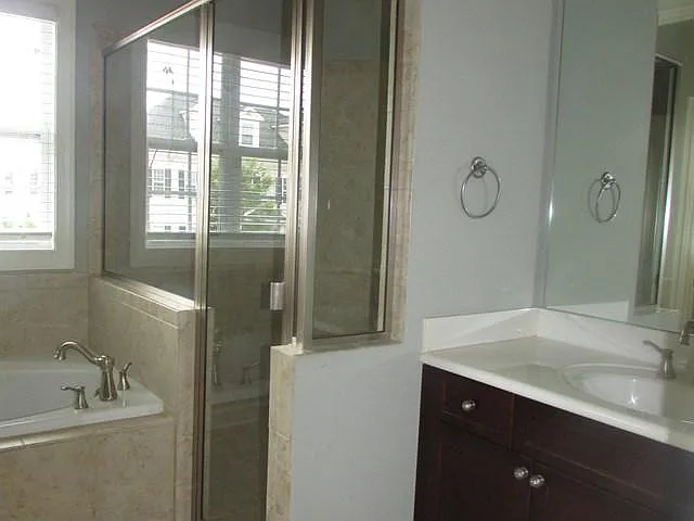 1305 Palace Garden Way — Photo 10