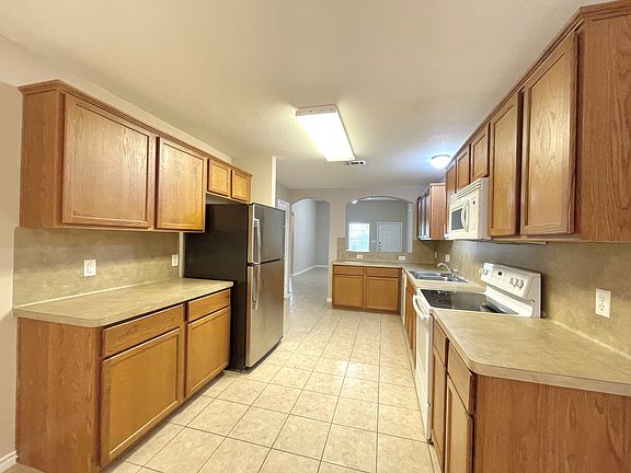 3rd image of 3536-3538 Paloma Ridge Dr