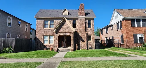 2805 Cleburne St Photo 1