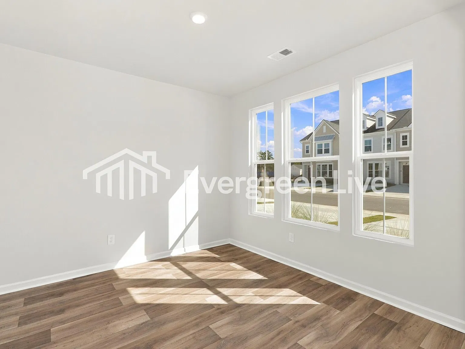 3 bed, 2.5 bath, 1897 sqft, $1,850 — Photo 4