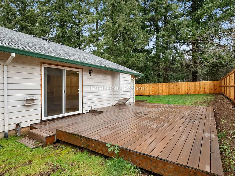 20160 Quinalt Dr — Photo 30