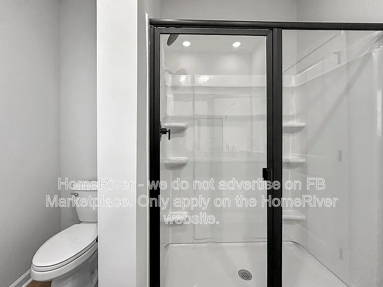 426 Chedworth Dr — Photo 14