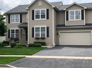 409 Winding Trl, Genoa, IL 60135