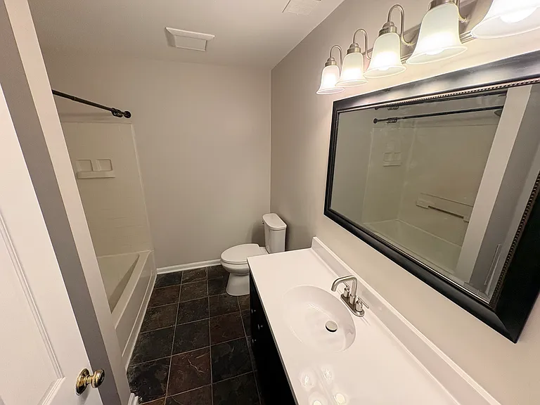 53 Braxton Ln #53 — Photo 8