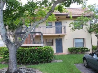 10449 NW 11th St #106, Pembroke Pines, FL 33026