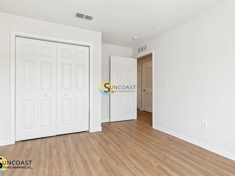 Ricker Villas — Photo 42