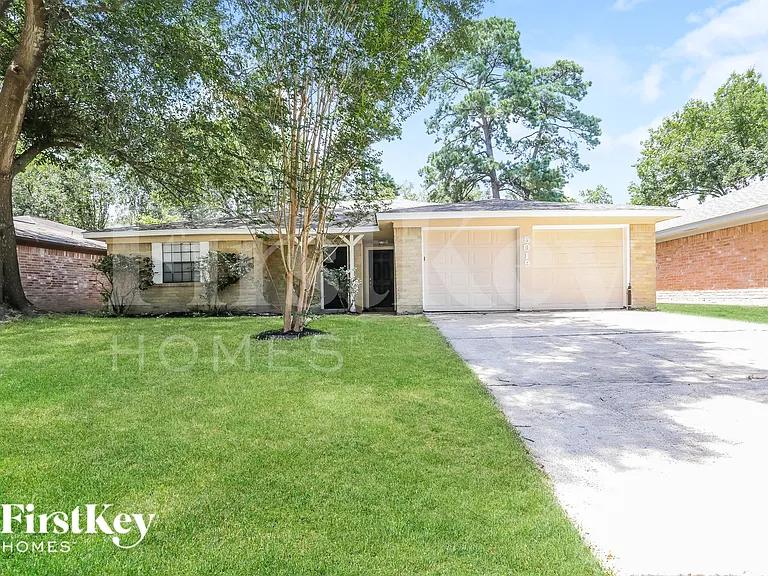 5019 Monteith Dr — Photo 1