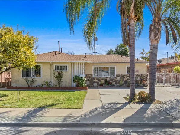 11902 Santa Rosalia St, Stanton, CA 90680