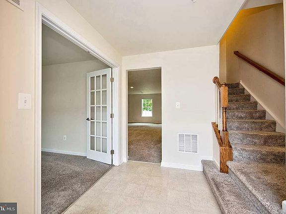 2nd image of 2965 Galloway Pl