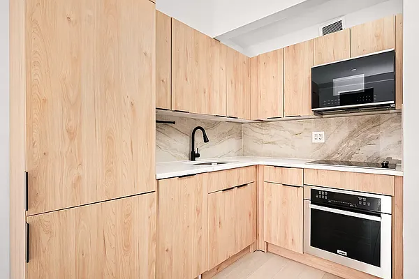 Rented by REAL New York | media 8