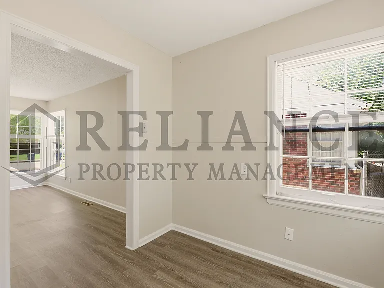 2638 E Grail St — Photo 14