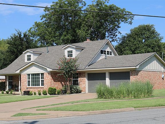 2nd image of 1501 W Shields Dr