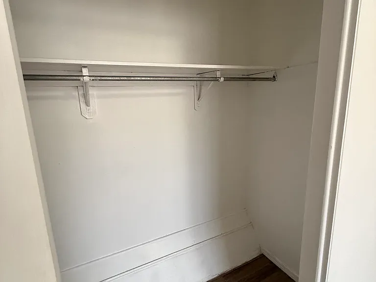 225 Zenith Dr #B — Photo 14
