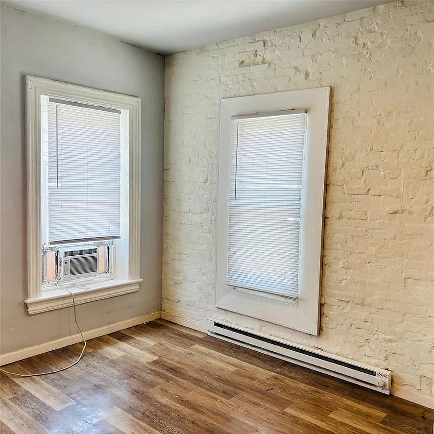 1 bed, 1.0 bath, 333 sqft, $1,025 — Photo 3