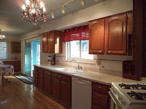 5th image of 5226 Joslin Dr