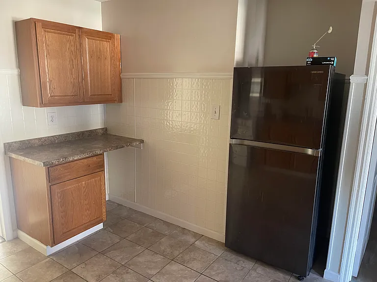 27200 Grandmont St — Photo 3