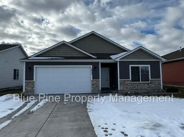 2824 E Brooklyn St, Ammon, ID 83401