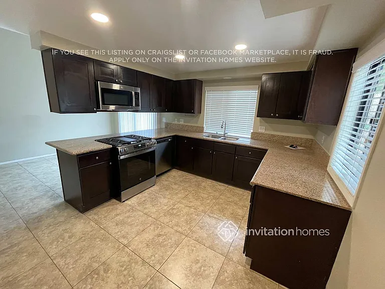30240 Santa Cecilia Dr — Photo 8