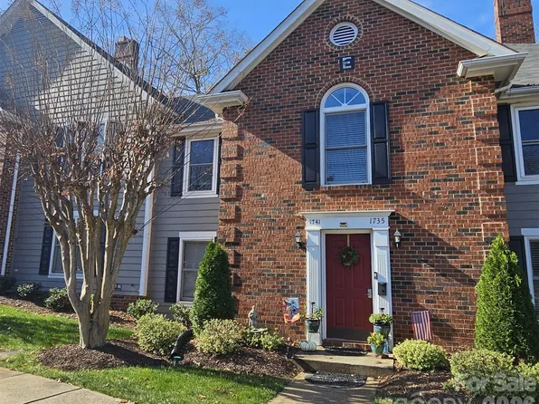 1741 Robinwood Rd, Gastonia, NC 28054